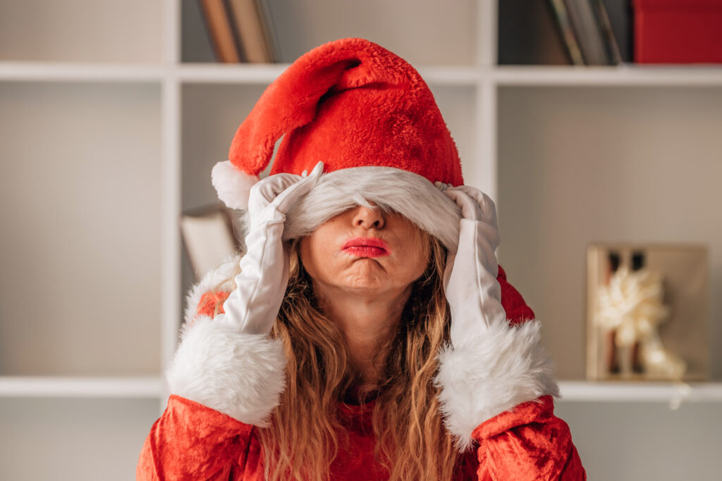 frau-gestresst-an-weihnachten-wegen-mitarbeiterschulung